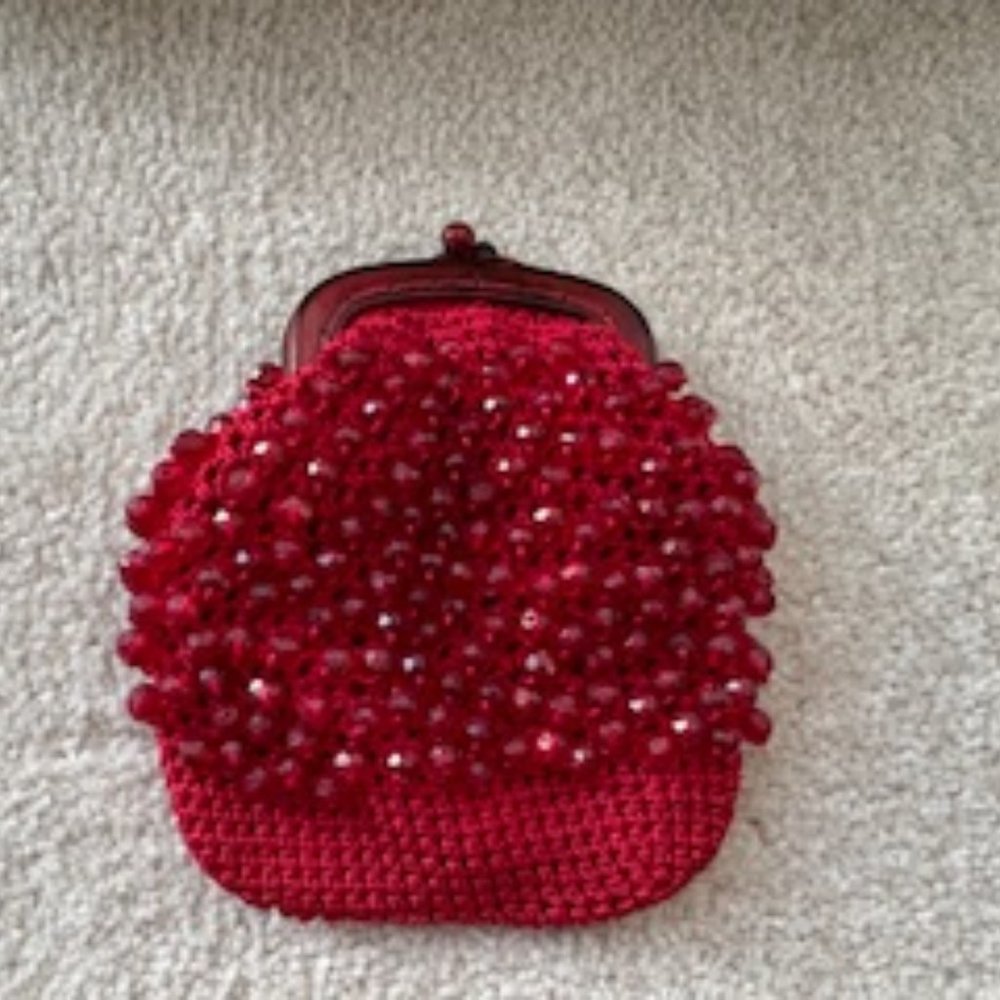 Pre-loved red color crochet small purse, vintage